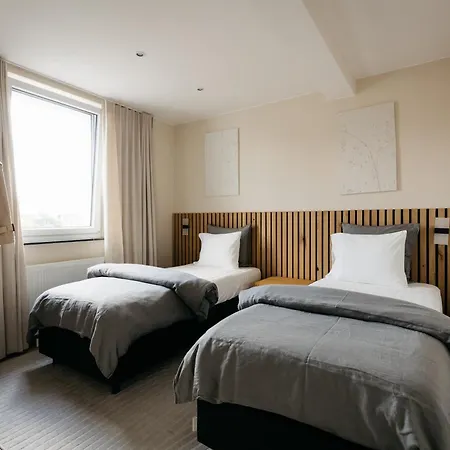 The Edgewater - Skyline شقة نامور