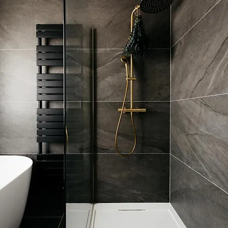 The Edgewater - Skyline شقة *