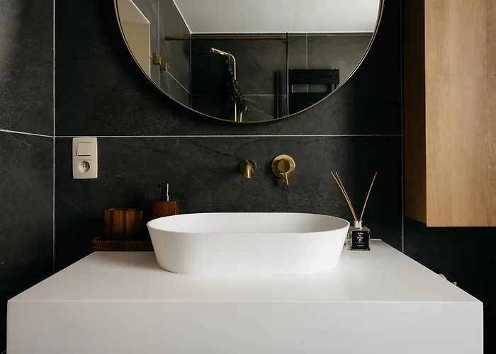 The Edgewater - Skyline Appartement Namen